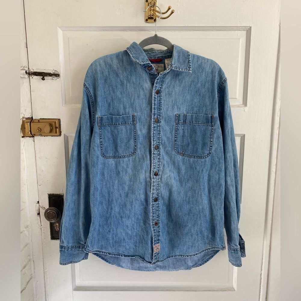 Vintage Levi Strauss Denim Button-Up Shirt Size Medium